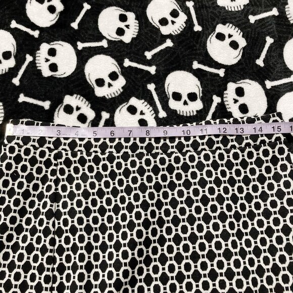 Black and white octagon chain print mini stretchy pencil skirt ~ SMALL MEDIUM - Picture 4 of 9